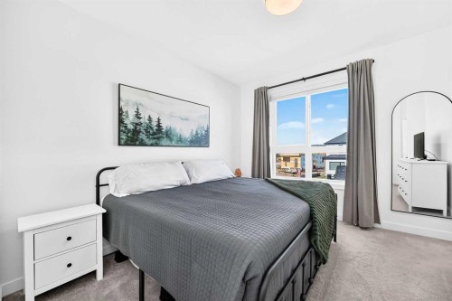 35 Silverton Glen Green Sw, Calgary, AB 