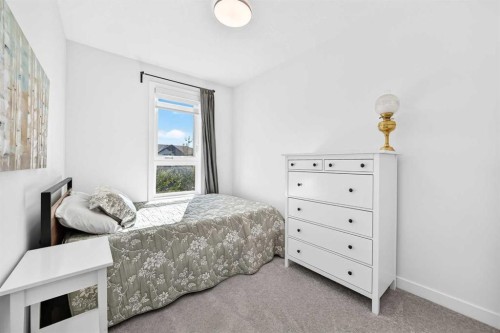 35 Silverton Glen Green Sw, Calgary, AB 