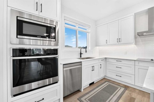 35 Silverton Glen Green Sw, Calgary, AB 