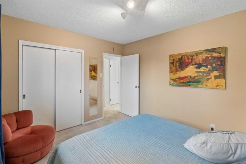 1403 104 Avenue Sw, Calgary, AB 