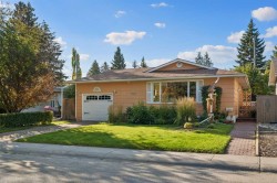 1403 104 Avenue SW Calgary, AB T2W 0A7