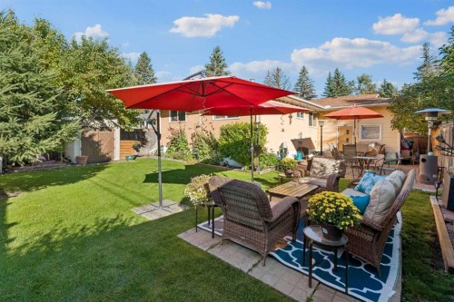 1403 104 Avenue Sw, Calgary, AB 