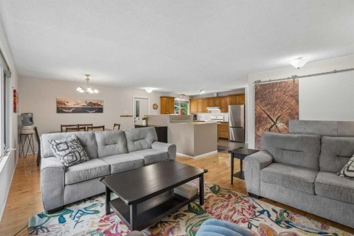 1403 104 Avenue Sw, Calgary, AB 