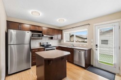 258 Cranberry Place SE Calgary, AB T3M 0G7