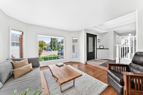 723 Diamond Court Se, Calgary, AB 