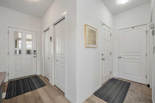 203 Mahogany Grove Se, Calgary, AB 