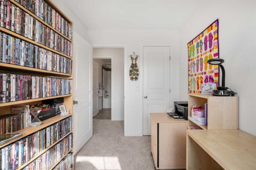 203 Mahogany Grove Se, Calgary, AB 