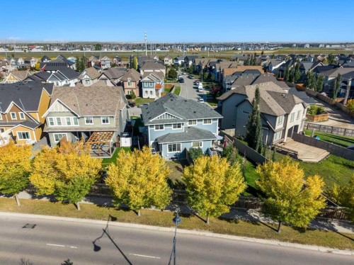 203 Mahogany Grove Se, Calgary, AB 