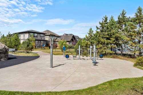203 Mahogany Grove Se, Calgary, AB 