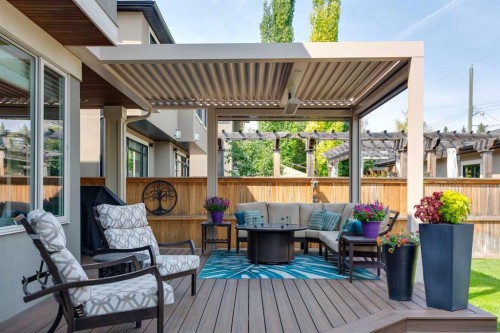 2022 43 Avenue Sw, Calgary, AB 
