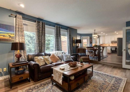 492 Silvergrove Gardens Nw, Calgary, AB 