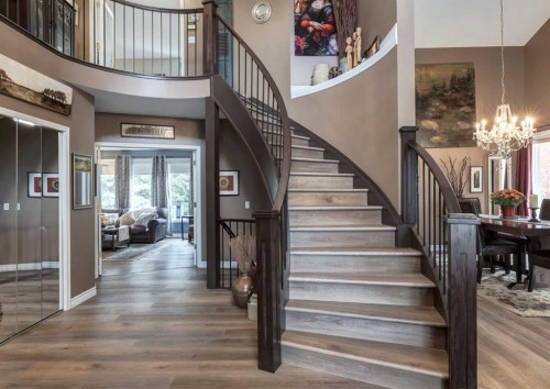 492 Silvergrove Gardens Nw, Calgary, AB 