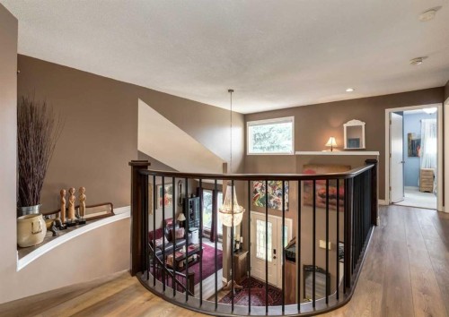492 Silvergrove Gardens Nw, Calgary, AB 
