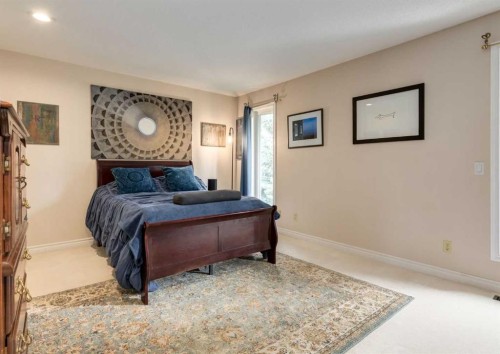 492 Silvergrove Gardens Nw, Calgary, AB 