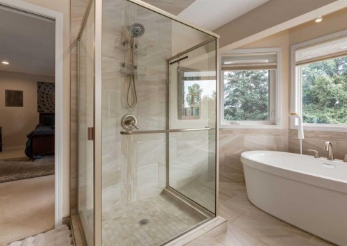 492 Silvergrove Gardens Nw, Calgary, AB 