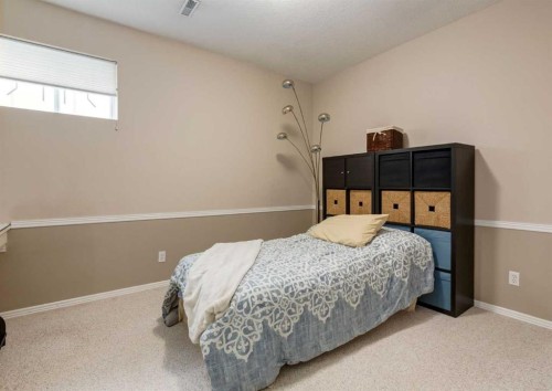 492 Silvergrove Gardens Nw, Calgary, AB 