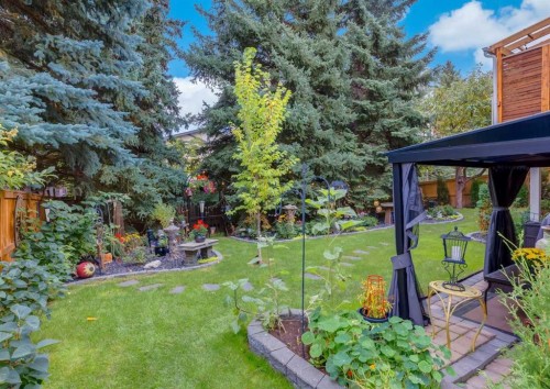 492 Silvergrove Gardens Nw, Calgary, AB 