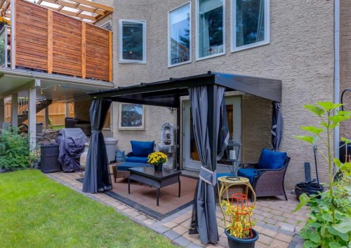 492 Silvergrove Gardens Nw, Calgary, AB 