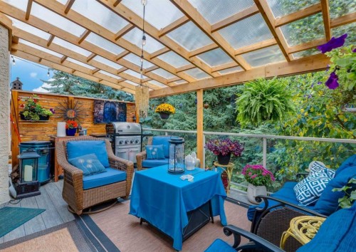 492 Silvergrove Gardens Nw, Calgary, AB 