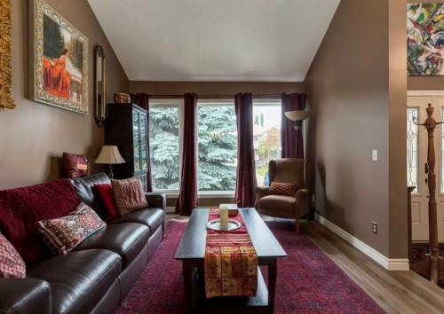 492 Silvergrove Gardens Nw, Calgary, AB 