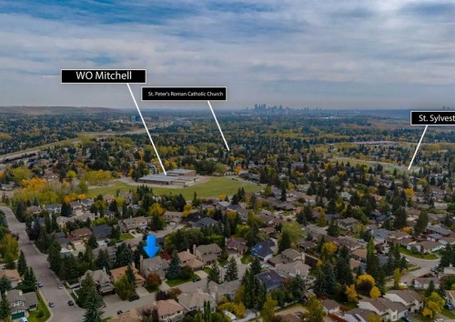 492 Silvergrove Gardens Nw, Calgary, AB 