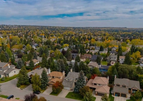 492 Silvergrove Gardens Nw, Calgary, AB 