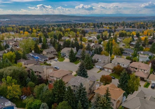 492 Silvergrove Gardens Nw, Calgary, AB 