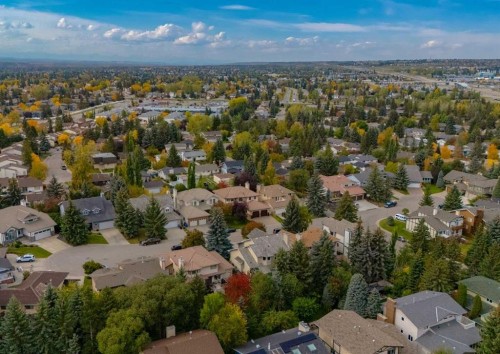 492 Silvergrove Gardens Nw, Calgary, AB 