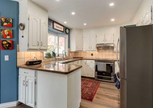 492 Silvergrove Gardens Nw, Calgary, AB 