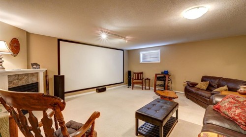 405 46 Avenue West, Claresholm, AB 
