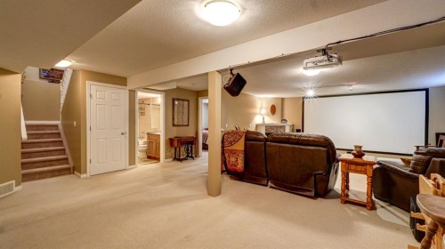 405 46 Avenue West, Claresholm, AB 