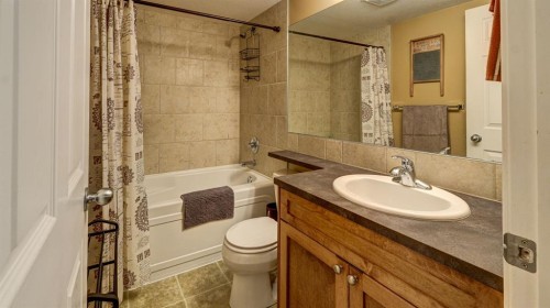 405 46 Avenue West, Claresholm, AB 