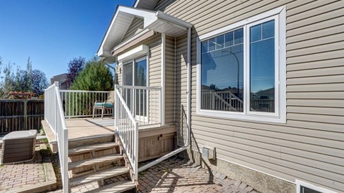 405 46 Avenue West, Claresholm, AB 