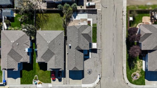 405 46 Avenue West, Claresholm, AB 