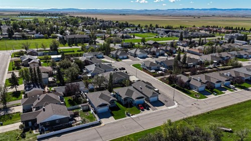 405 46 Avenue West, Claresholm, AB 