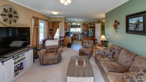 405 46 Avenue West, Claresholm, AB 