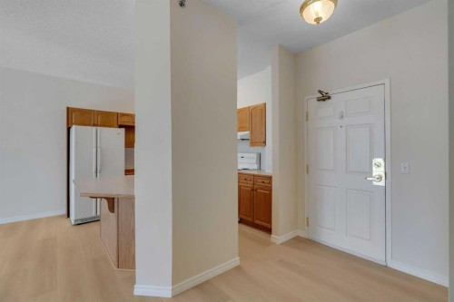 203-4835 Dalhousie Drive Nw, Calgary, AB 