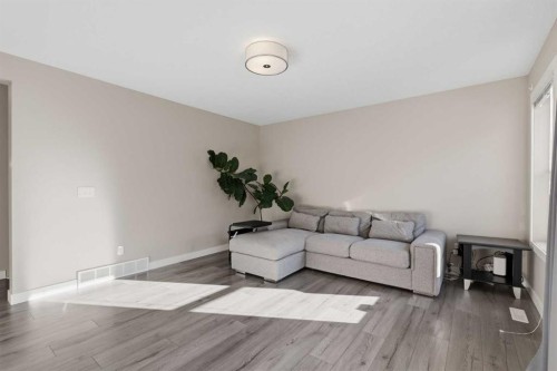 530 Sage Hill Grove Nw, Calgary, AB 