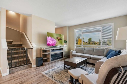 147 Copperstone Park Se, Calgary, AB 