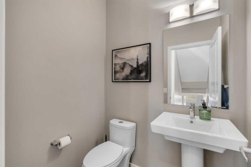 147 Copperstone Park Se, Calgary, AB 