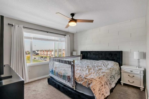 147 Copperstone Park Se, Calgary, AB 