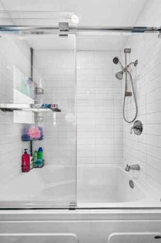 44 Mckinley Road Se, Calgary, AB 