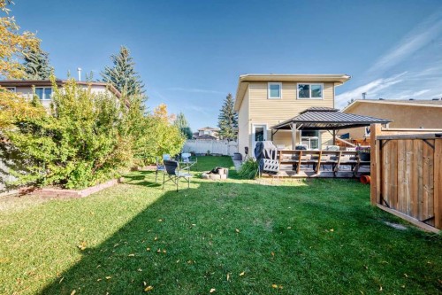 44 Mckinley Road Se, Calgary, AB 
