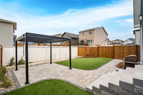13 Bayview Mews Sw, Airdrie, AB 
