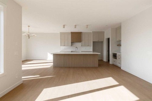 141 Creekstone Hill Sw, Calgary, AB 