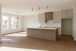141 Creekstone Hill SWCalgary, AB T2X 5G6