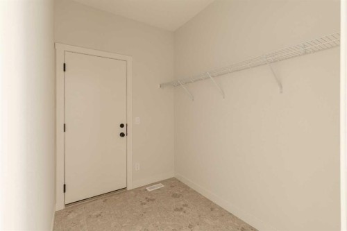 141 Creekstone Hill Sw, Calgary, AB 