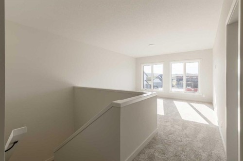 141 Creekstone Hill Sw, Calgary, AB 