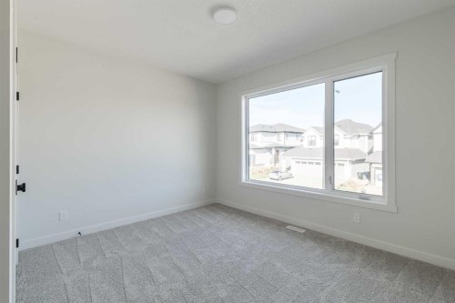 141 Creekstone Hill Sw, Calgary, AB 
