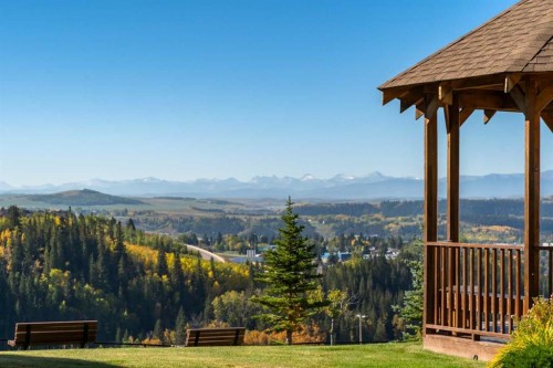 192 Sunset Point, Cochrane, AB 